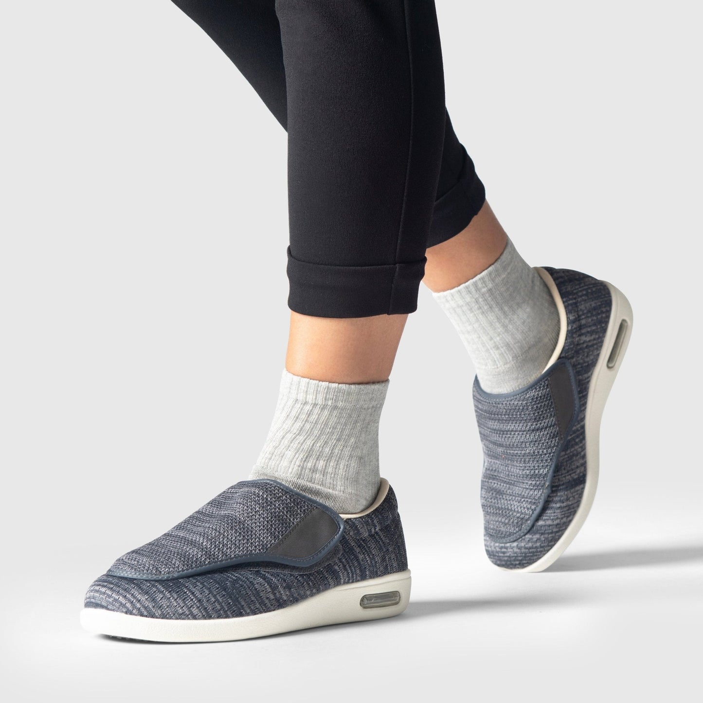 Chloe Stretch No-Tie Wide Shoes w/ Adjustable Closure