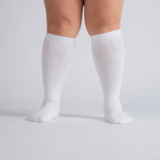 Padded Extra-Stretch Knee Socks - White
